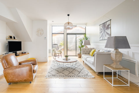 Passez une nuit de rêve sur l'épais matelas de cet appartement en duplex au prem  Bel appartement, grande terrasse - Bergonié Entire rental unit vacation rental 25270781