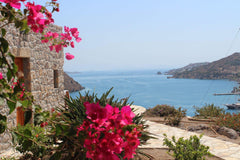 Unique studio, breathtaking 360° view<br />Studio 1, traditional, 25m2,  2-3 gue Greece Buena vista studio 1 , top of the hill, 2-3 guests Earthen home vacation rental 26686225