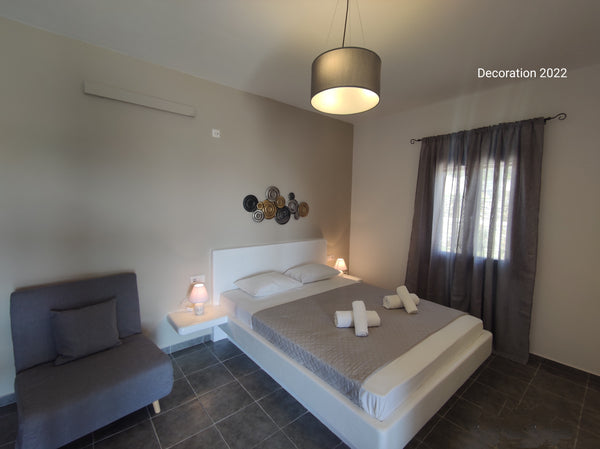 marianthi studios<br />fully equipped apartments with private bathroom and kitch Folégandros, Greece Marianthi studios 4 Entire rental unit vacation rental 7386986
