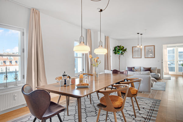 This spacious apartment has 2 separate bedrooms fitted with king-size beds, a li Copenhagen, Denmark Two-bedroom Apartment in the Iconic Historical Part of Copenhagen Entire rental unit vacation rental 548440285456425225