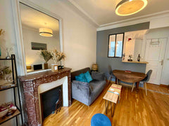 Charming Haussmannian apartment.<br />Ideally located near the shopping streets. Paris, France Nice Parisian flat, Gare de l'Est/ Nord. Netflix. Entire rental unit vacation rental 24546925