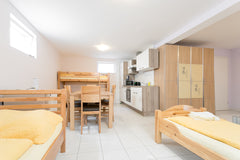 Quiet apartment for five people with paid parking (reservation needed). There ar Vienna, Austria Apartment L14 for up to 5 people with paid parking Entire rental unit vacation rental 22434657