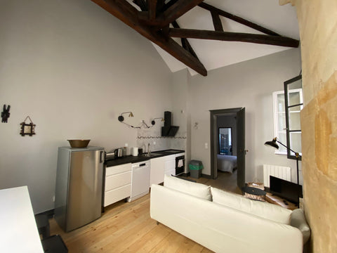 Bel appartement T2 rénové en 2019 composé d’une pièce de vie avec cuisine équipé Bordeaux, France Appartement T2 rénové : Hugo Entire rental unit vacation rental 678069126701846540