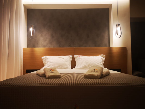Lovely studio apartment of 30m² in a prime location at the heart of Athens, only Israel Designed studio near Monastiraki Square: Triple A4 Entire rental unit vacation rental 41725652