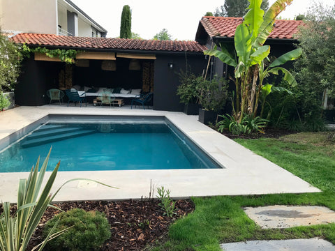 Havre de paix à quelques centaines de mètres du parc bordelais! Agréable maisonn Bordeaux, France Jolie maison avec piscine et agréable extérieur Entire home vacation rental 36720453