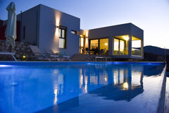 Traumvilla mit Aussicht<br />Erst im Juli 2017 wurden unsere beiden luxuriösen T Crete, Greece Villa Antheklia Entire villa vacation rental 19983596