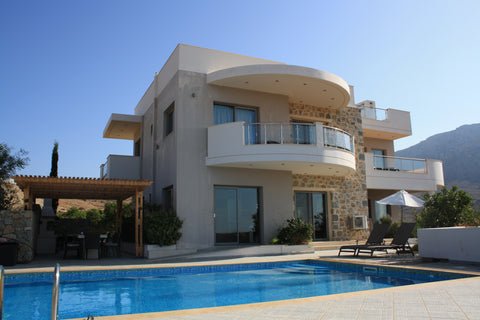 ***Now booking 2020 and 2021***<br />Villa in Makrygialos, south east Crete<br / Leeds, United Kingdom Villa Danae 5bed luxury, heated pool, bbq, seaview Entire villa vacation rental 15695833