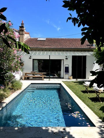 Double échoppe bordelaise en pierre ( 140m2) , typique de Bordeaux, avec jardin  Bordeaux, France Maison, jolie Échoppe bordelaise piscine et jardin Entire home vacation rental 19231198