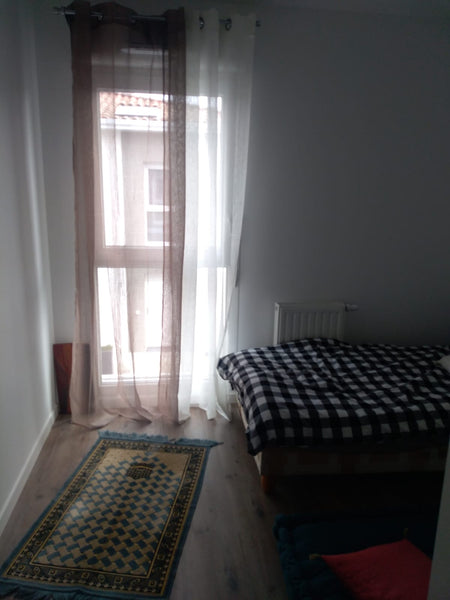 Chambre d'amis sympa à proximité de la maison un grand centre commercial transpo Mérignac, France Chambre d'amis sympa Private room in home vacation rental 31533545