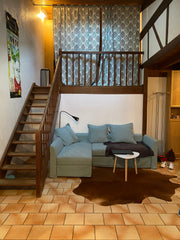 Mezzanine disponible dans une maison de 70m2 située côté Bègles mais plus proche Paris, France Maison Bordeaux-Bègles avec jardin chez l'habitant Private room in home vacation rental 45986617
