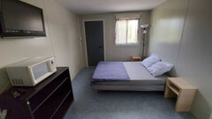 studio meublé dans un environment attractif tout en étant au calme .<br /><br />  Studiomeublé entier a côté tt commerces et laverie Entire rental unit vacation rental 44470044