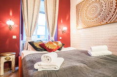 On one of the most magnificent streets of Vienna, we welcome you with a pleasant Vienna, Austria Oriental room design for 2 at shopping street Room in boutique hotel vacation rental 30468778