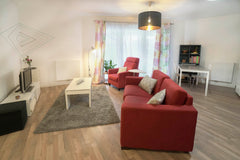 Appartement neuf dans une résidence à 5min à pieds du tram C Carles Vernet ou Te Bègles, France Appartement chaleureux à 300m de Bordeaux! Entire rental unit vacation rental 23340504