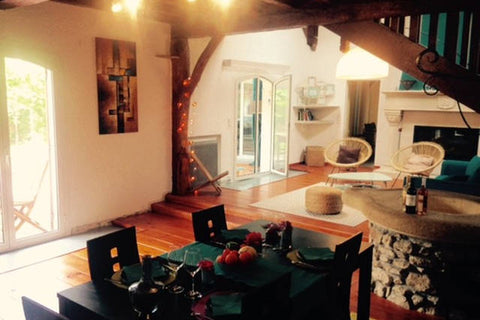 BORDEAUX, BASSIN, CHATEAUX <br /><br />Bordeaux 5min, Bassin en 40min en train<b Bordeaux, France Maison coup de coeur 200m2 Entire home vacation rental 17503476