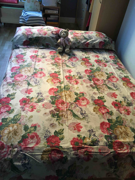 Le décor est très agréable  l odeur. Est. Fabuleuse une. Maison. Très. Familial   Maison familiale Private room in rental unit vacation rental 32297093