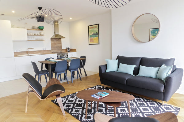 Temporary rental of a fantastic 2 bedroom apartment with a terrace and a lovely  Bordeaux, France Modern 2 bedroom 70sqm with terrace and parking! Entire rental unit vacation rental 23758150