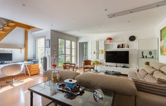 Located in the heart of the Chartrons and near the historical center of Bordeaux  GuestReady - Quiet and modern apartment in the Entire rental unit vacation rental 618531269425581970