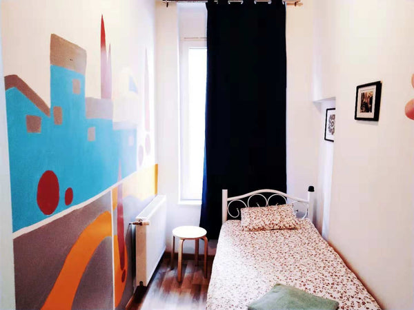 We are just decorate a new house, so please rest assured, we provide bedding and Brussels, Belgium 二  Cozy  private room in Bruxelles center♥ Private room in condo vacation rental 23578106