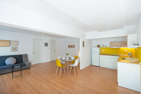 Stay in a lovely newly refurbished 1 bedroom flat, with a luxurious bathroom, pr  Garden flat next to Old Town Entire rental unit vacation rental 37731953