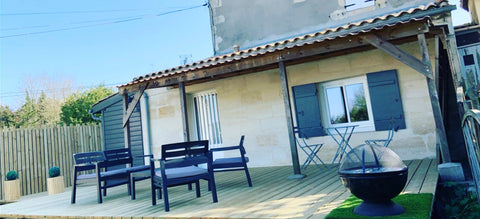Je vous propose ma maison d'une superficie de 35 m², entièrement équipée se comp Bassens, France Maison 35 m² - Bassens Entire home vacation rental 36349293