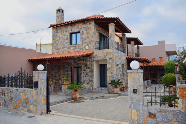 Composition: kitchen, 2x bedroom, bathroom, WC<br />Amenities: bed linen & towel  Rahati Holiday Villa (Maisonette) by Estia Entire villa vacation rental 560720923812306101