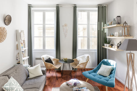 Ouvrez les yeux dans cet appartement lumineux et à la décoration soignée. Couleu Bordeaux, France Charmant pied à terre bordelais. Grand Théâtre - Opéra Entire rental unit vacation rental 8186545