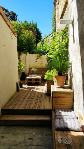 Magnifique appartement en rez-de-chaussée d'un immeuble en pierre typique bordel Bordeaux, France Appartement Standing centre-ville, terrasse privée Entire rental unit vacation rental 27883749