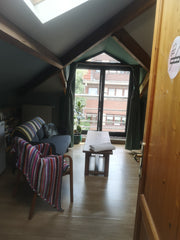 Petite chambre confortable pour 1 voyageur (non-fumeur) au dernier étage d'une m Brussels, Belgium Chambre au 2e étage d'une maison - chien présent ! Private room in townhouse vacation rental 633066598262702361