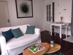 Résidence de charme , sécurisée ,   dans l'hyper centre de Bordeaux , à 2 pas de Bordeaux, France Au coeur de la ville proche de tout ! Entire rental unit vacation rental 601427237073202781