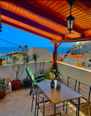 Relax at this lovely three store house with sea view.<br /><br /><b>The space</b  House Marina Entire home vacation rental 608529639987065171