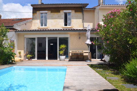 Maison au Bouscat tout proche Bordeaux. Agréable maison familiale avec 3 chambre Bordeaux, France Maison familiale Bordeaux/Le Bouscat Entire townhouse vacation rental 35909042