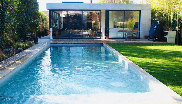 Superb oasis of greenery and tranquility with pool in quiet area of Bordeaux<br  Bordeaux, France Oasis of greenery and tranquility with swimming Entire villa vacation rental 32400498