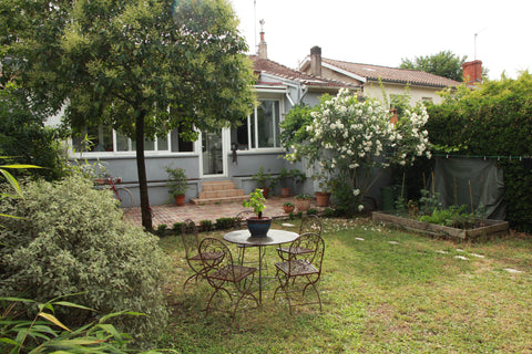 Charmante maison avec beau jardin,  type échoppe, située en centre ville de Bord Bordeaux, France Maison échoppe avec jardin, Bordeaux Centre Entire home vacation rental 19464746