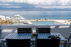 An exquisite 2 storey maisonette with large veranda and amazing proximity to the Athens, Greece SPLASH with Amazing Seaview in Piso Livadi Cycladic home vacation rental 39748454