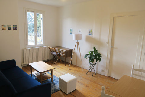 T2 de 44 m² plein sud, au 1er (et dernier) étage d'une jolie échoppe bordelaise   T2 lumineux sur jardin dans une échoppe au calme Entire rental unit vacation rental 40507534