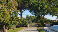 Room at the 1st floor of a  house with garden and swimming pool. <br />Room with Bègles, France Quiet room  2-3p AC 1st floor garden pool Tram C Private room in home vacation rental 35795069