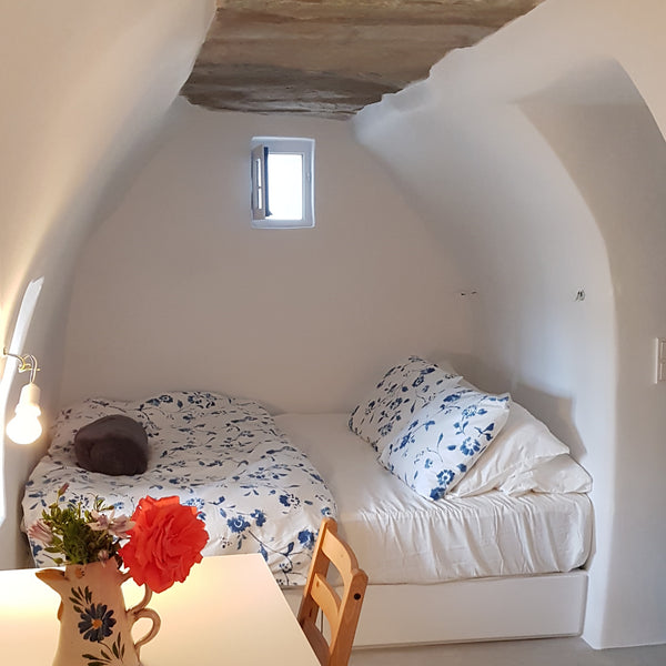 On the island of Tinos, 7 km from the port town, in Triandaros, enjoy a charming La Neuveville, Switzerland Charmant appartement, vue sur mer Entire rental unit vacation rental 32378795