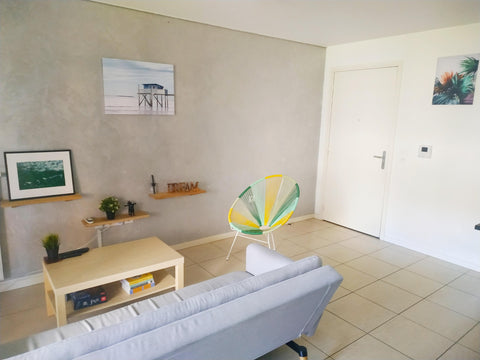 Welcome to my renovated 1 bedroom apartment (49 m2). This apartment can accommod Bordeaux, France ☀️Cité du Vin: 1 Bed APT w/ pool & parking☀️ Entire condo vacation rental 44094365
