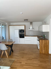 Die Wohnung liegt im 22 Bezirk und damit im schönen Grünen Wien.Von dieser Wohnu  Vienna Apartment Brand New,near to VIC (UNO CITY) Entire rental unit vacation rental 51247432