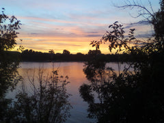 Logement en pierre et vrai parquet plein de charme .Terrasse privée et petit jar Bordeaux, France Bord'eaux et simplicité Private room in rental unit vacation rental 19409748
