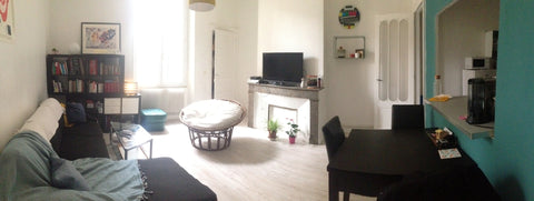 Appartement de 90m2 situé dans l'hyper centre de Bordeaux, immeuble ancien.<br / Bordeaux, France Appartement Rue Sainte-Catherine Entire rental unit vacation rental 23681437