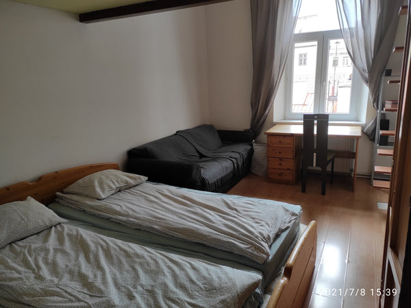 Hello, we would be happy to host You in our 4 bedroom apartment located just 5 m Prague, Czechia Private room in Prague's city centre Private room in rental unit vacation rental 44308821