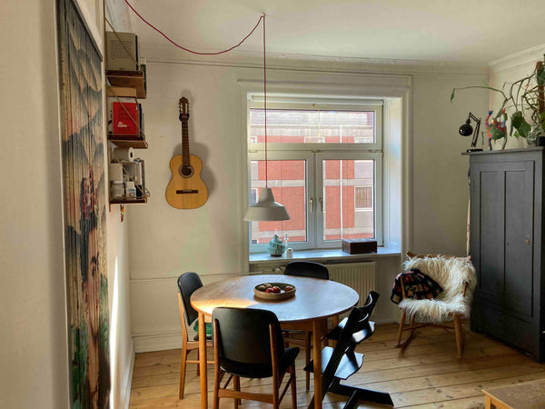 Din familie vil være tæt på alt, når I bor i denne centralt beliggende bolig.<br Copenhagen, Denmark Skøn lejlighed med gårdhave - by og strand Entire condo vacation rental 39748526