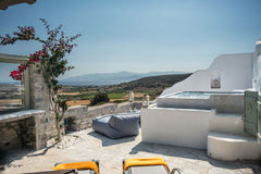 Paros - Isterni, 2 km. Naoussa, a complex of five (5) housing traditional maison Athens, Greece Villa Zoi in Paros Cycladic home vacation rental 25838914