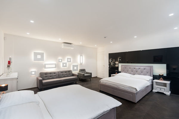 Beautiful 2-bedroom very spacious and newly refurbished  Old Town Apartment is l Prague, Czechia Spacious 2-bedroom Old Town Apartment Entire serviced apartment vacation rental 44368324