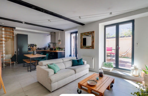 We welcome you to our beautiful apartment located 5 minutes walk from the Place  Paris, France Stylish duplex with terrace for 2 - Right Bank Entire rental unit vacation rental 49507393