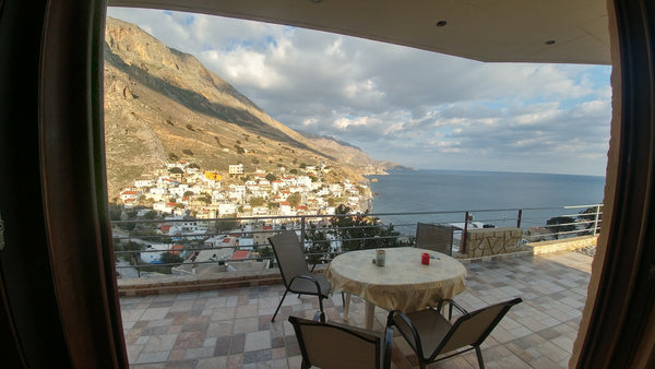 Enjoy the best seascapes of your life from our house built in an elevated positi  Sunny cozy home AMAZING SEA VIEW 2min from the sea Entire villa vacation rental 31921201