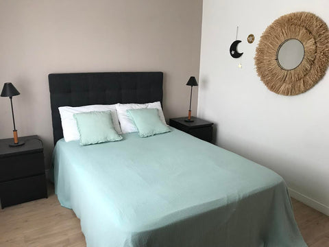 une chambre privée dans une maison de charme au calme<br />vous pourrez garer vo  une chambre dans maison de charme Private room in townhouse vacation rental 51721408