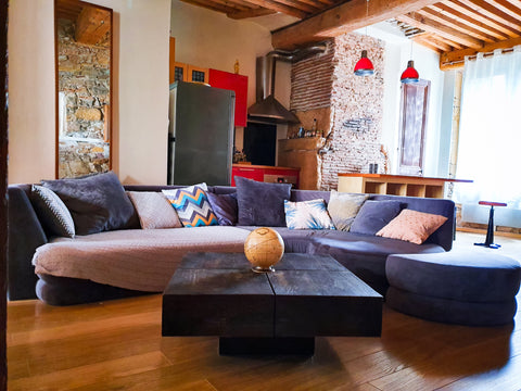 Welcoming apartment were the perfect balance of stone and wood make you feel qui France Charming flat in the center of Lyon ( Terreaux) Entire rental unit vacation rental 16191588