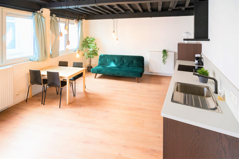 A very charming and beautiful duplex 2 bedroom apartment right in the historic c Antwerp, Belgium Beautiful Duplex 2 Bedroom Apartment in Center SPA Entire rental unit vacation rental 51170770